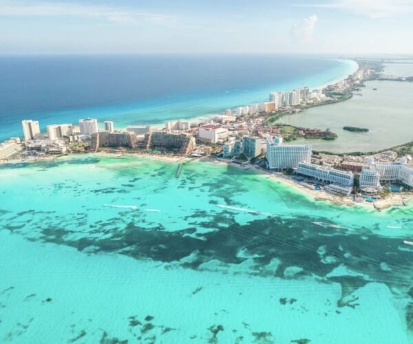 7,000 Police & Military Deployed to Cancun & Riviera Maya to Protect 1.2 Million Tourists This Easter