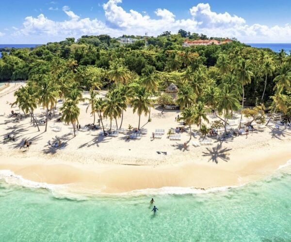 Move Over Punta! Travelers Are Flocking To These 2 Beach Destinations